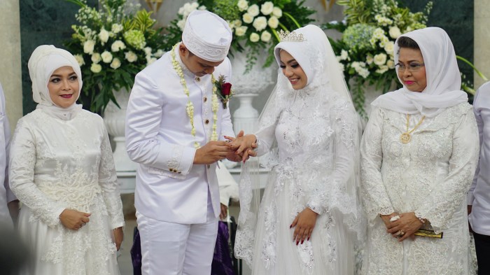 Marriages Marriages