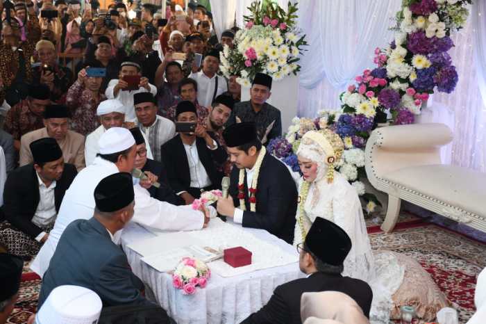 Apa yang diucapkan wanita saat akad nikah?