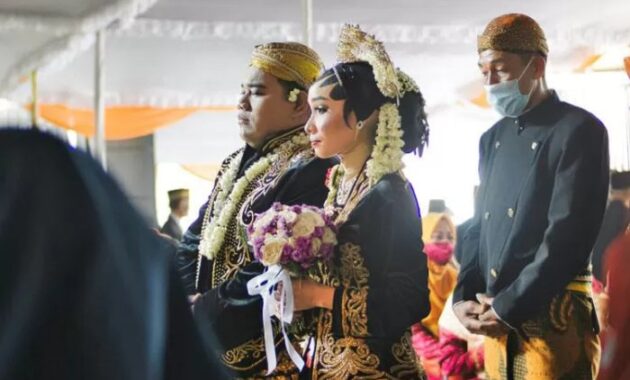 Menikah menurut ajaran Islam artinya?