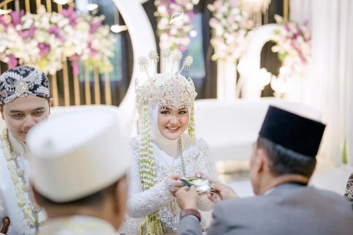 Jawaban akad nikah pengantin pria?