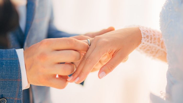 Tes mau nikah apa saja?