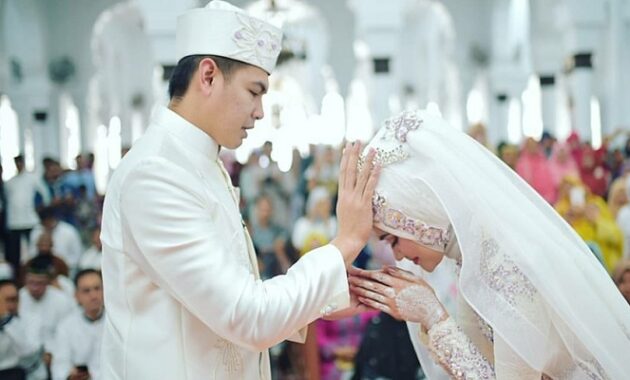 Nikah pernikahan menikah akad kua buku radarsukabumi bahagia pesta saat meninggal normal linggau masa prosesi aturan dawuh kyai calon pengantin